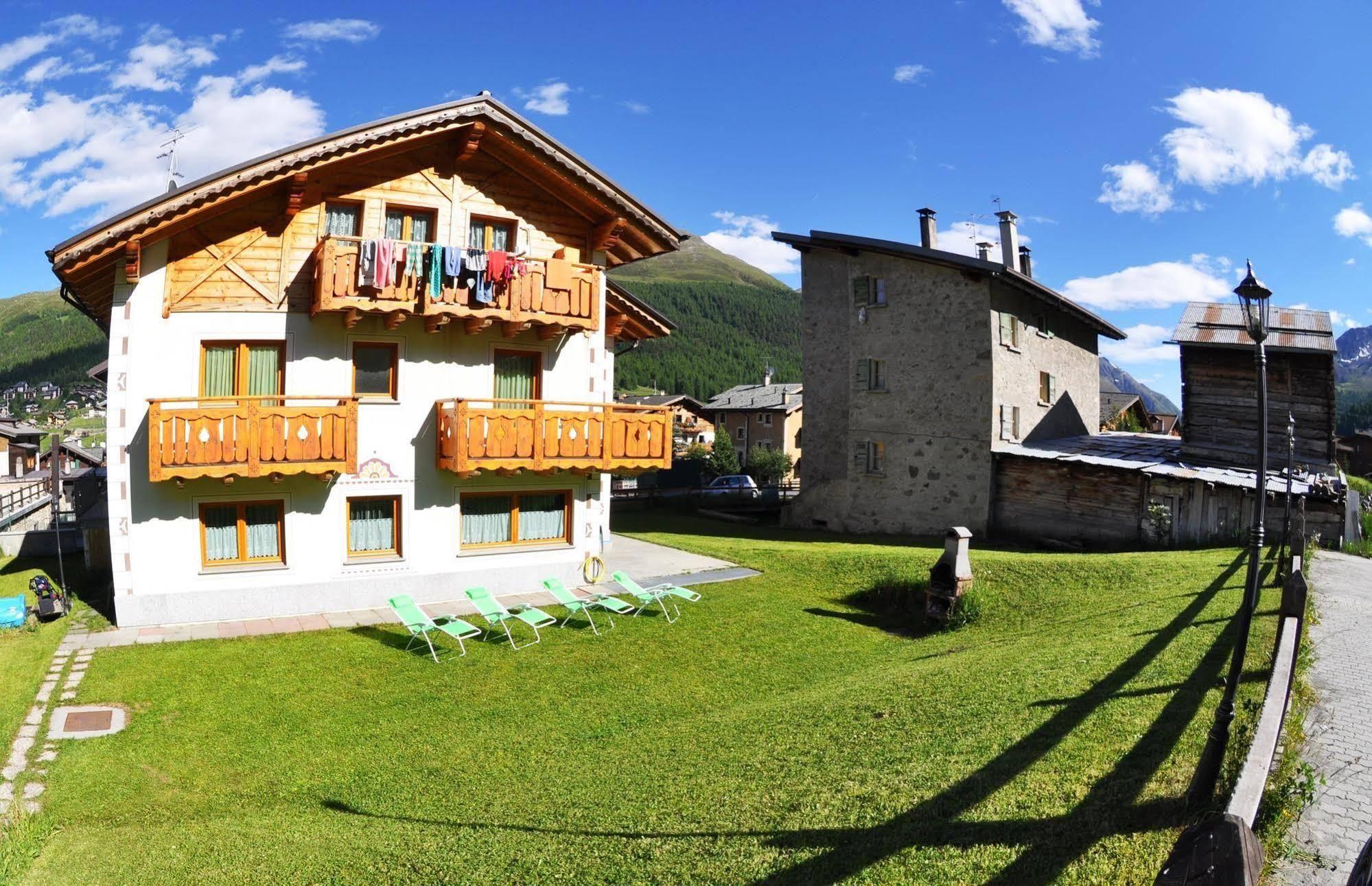 Alpen Royal By Livigno Accomodation Exteriér fotografie